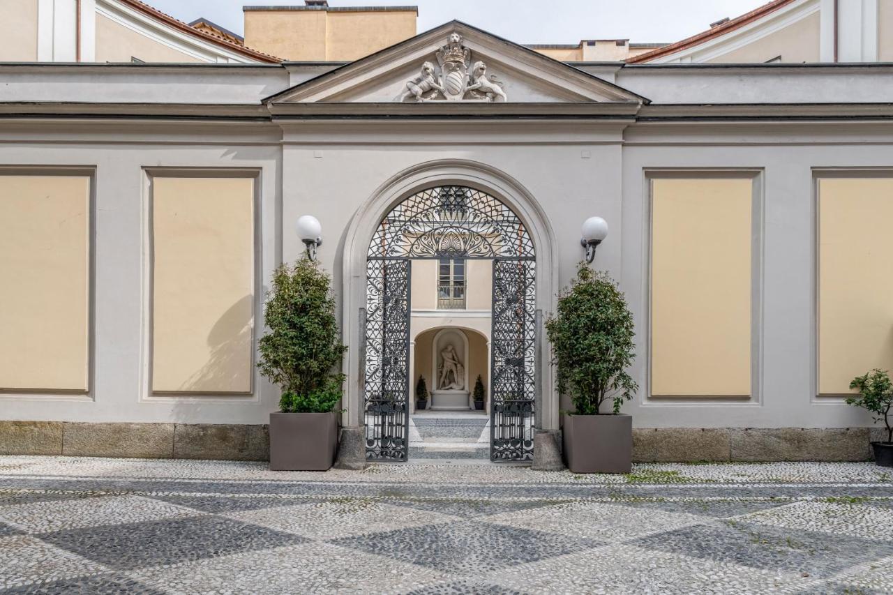 Oriana Homèl Torino Esterno foto