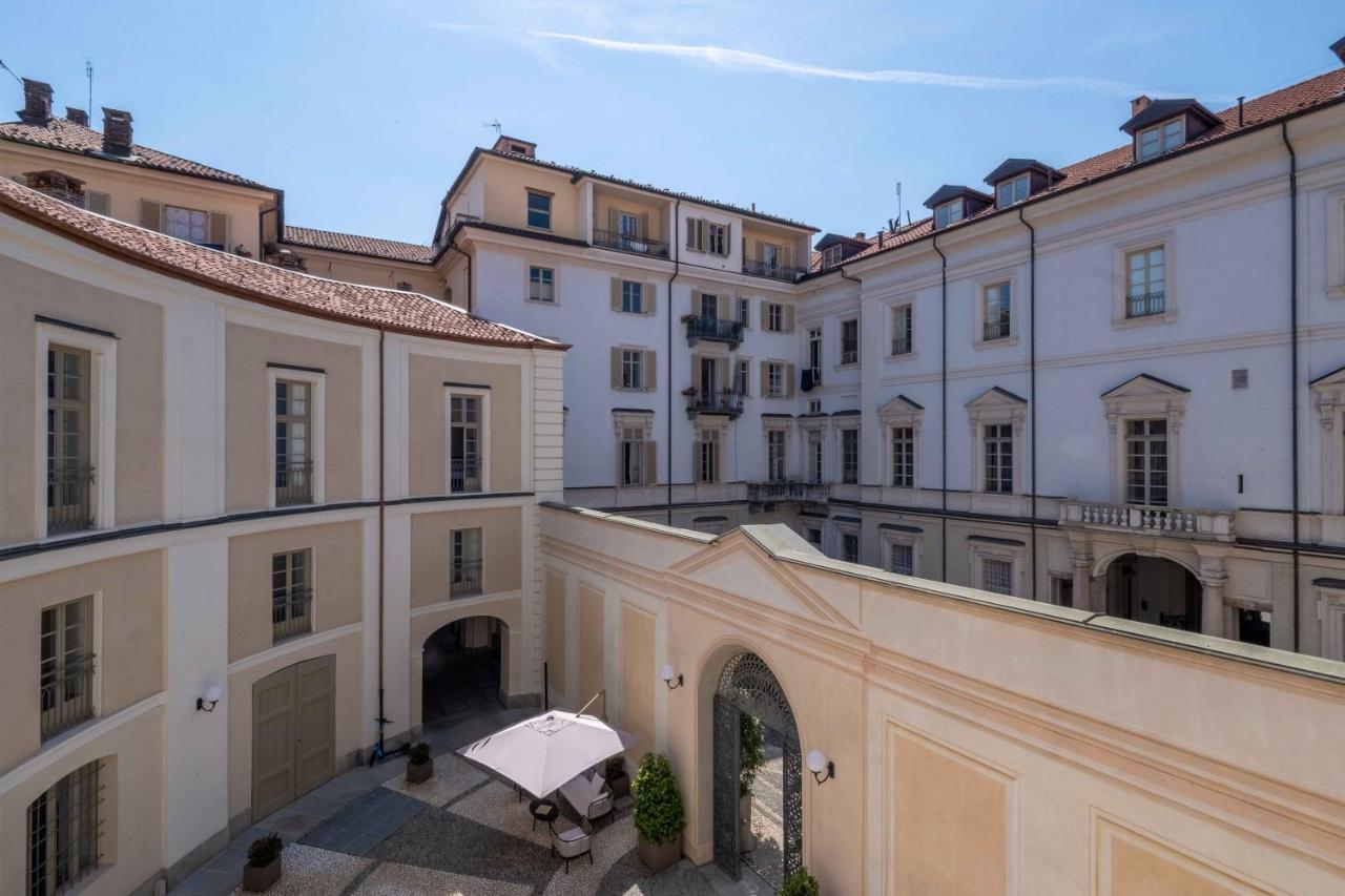Oriana Homèl Torino Esterno foto