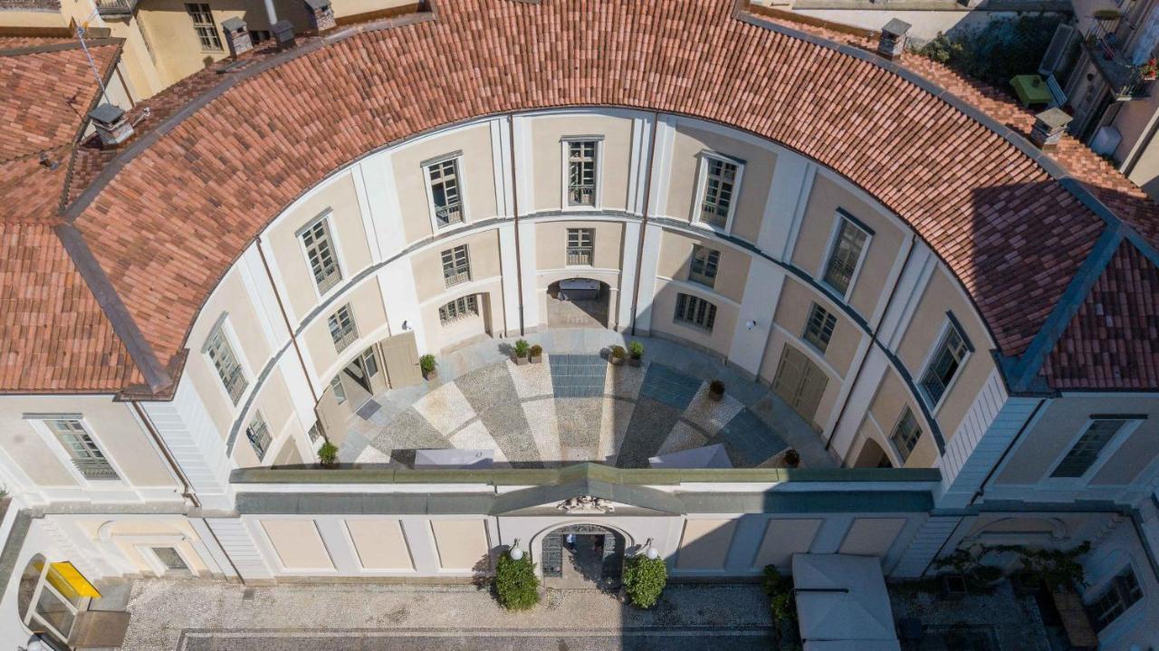 Oriana Homèl Torino Esterno foto